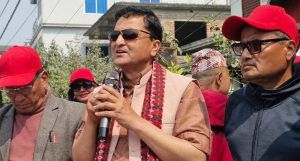 ओलीलाई जिताउन योगेश भट्टराई दमकमा