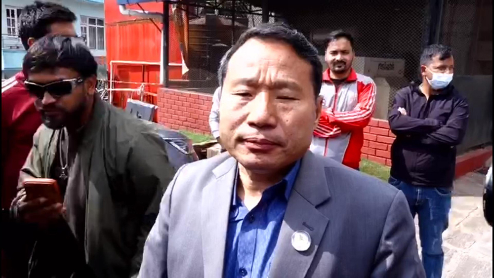 सरकारले २८ अर्ब ऋण किन लिँदैछ ? यसको जवाफ दिनुपर्छ: वर्षमान पुन