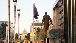 ‘होर्मुज’ नाकाबन्दी गर्नु ट्रम्पको ‘मूर्खता’ विपक्षमा उभिए युरोपेली देशहरू