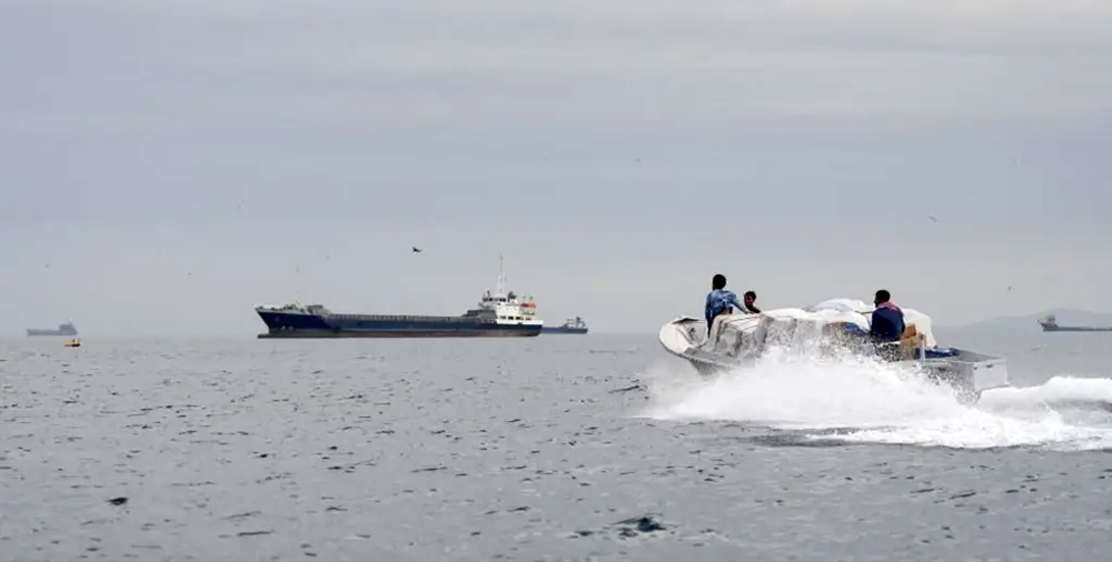 आजबाट ट्रम्पले ‘होर्मुज’ नाकाबन्दी गर्दै, चीनलाई ५० प्रतिशत ट्यारिफ लगाउने चेतावनी