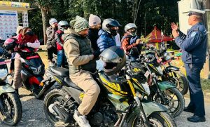 लापसे सेवन गरी सवारी चलाउने १२ पक्राउ