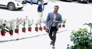 सरकारले जबरजस्ती सुकुम्वासी हटाएर पेलेजस्तो देखियो : प्रदीप पौडेल