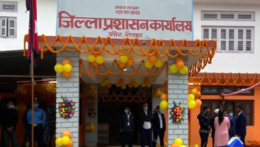 अब ‘बिचौलिया’ लाई सरकारी कार्यालय वरिपरि प्रवेश निषेध