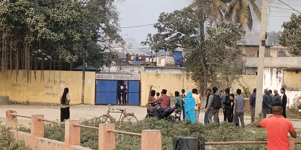 सिरहामा कारागार कब्जा गर्न खोज्ने २३ कैदी नियन्त्रणमा