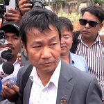 संसद् अपमान गरेको आरोप लगाउँदै हर्क साम्पाङद्वारा प्रधानमन्त्रीको राजीनामा माग