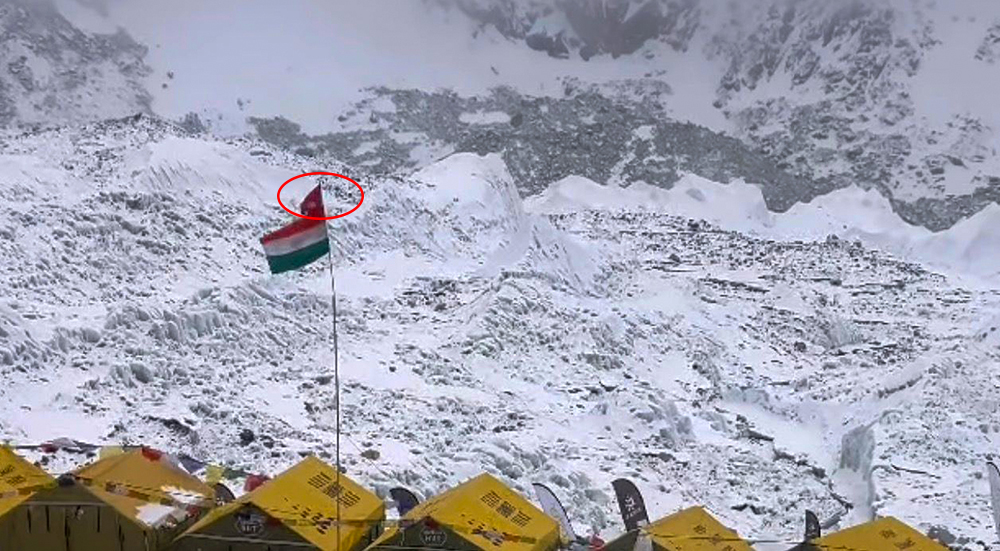 सगरमाथा आधार शिविरमा भारतीय झण्डालाई ठूलो र नेपालीलाई सानो कसले बनायो ?