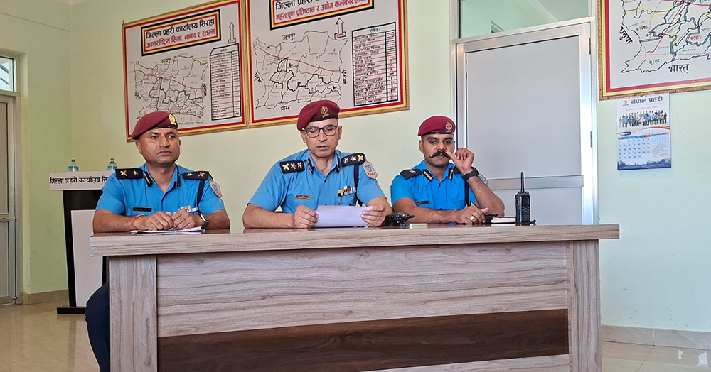 सिरहामा भारतीय सुटर प्रयोग गरी गोली प्रहार