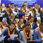महासंघका नव निर्वाचित अध्यक्ष श्रेष्ठ लगाएतले लिए सपथ