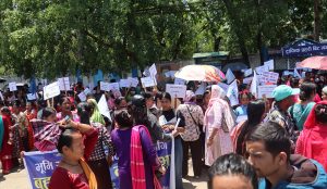 सरकार विरुद्ध सुर्खेतमा सुकुमवासीको प्रदर्शन (तस्बिरहरु)