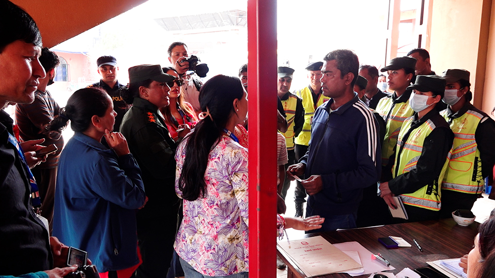 सरकारले चाँडै व्यवस्थापन नगरे पुरानै ठाउँमा छाप्रो हाल्ने सुकुमवासीको चेतावनी