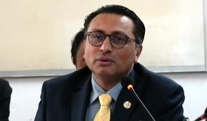 विद्युत् व्यापारमा दोहोरो भ्याट नलाग्ने, ईभीमा मूल्यका आधारमा भन्सार लाग्ने : अर्थमन्त्री वाग्ले