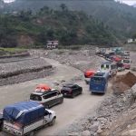 रोशी खोलाको बहाव घटेपछि बिपी राजमार्ग खुल्यो