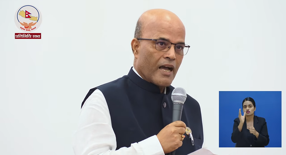 अमरेशको प्रश्न- मधेशमा रक्षाकर्मीले सधैं गोली किन हान्छ ?