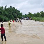 डुबानमा हुलाकी राजमार्ग : ज्यान जोखिममा राखेर आवतजावत गर्न बाध्य सर्वसाधारण