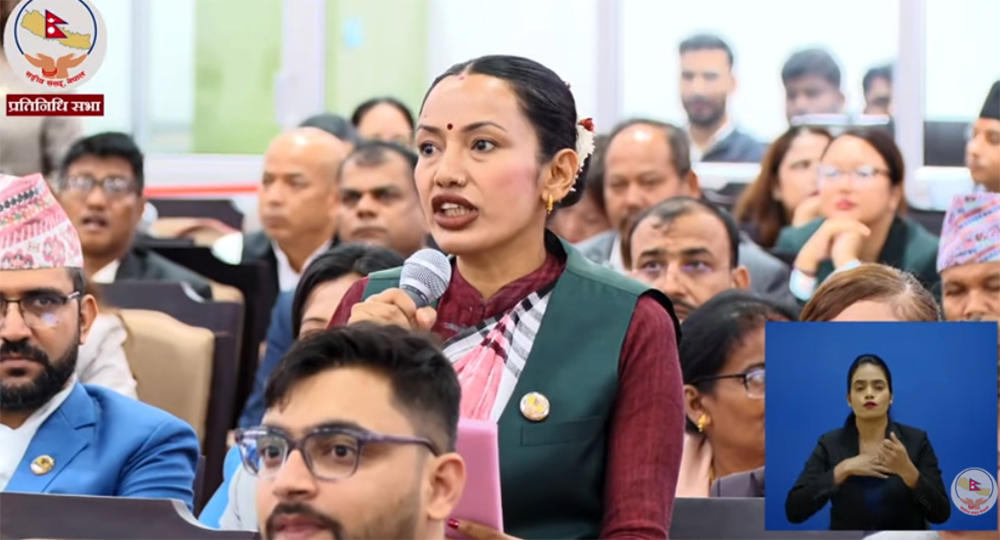 आशिकाको प्रश्न :देश हाँक्ने चाँही नयाँ नेता र मन्त्री, तर गाडी चल्ने इन्जिन चाहिँ उही थोत्रा किन ?